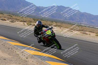 media/Oct-08-2022-SoCal Trackdays (Sat) [[1fc3beec89]]/Turn 16 Inside (1130am)/